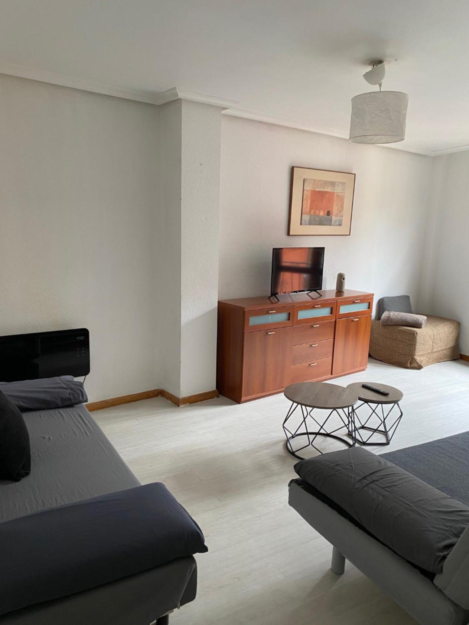 Apartamentos Viva Леон Екстериор снимка